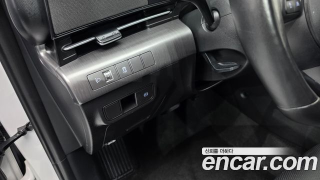 Hyundai Kona 2023 — photo 25