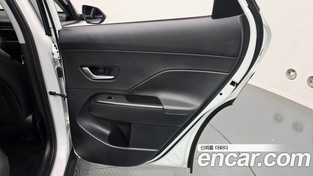 Hyundai Kona 2023 — photo 15