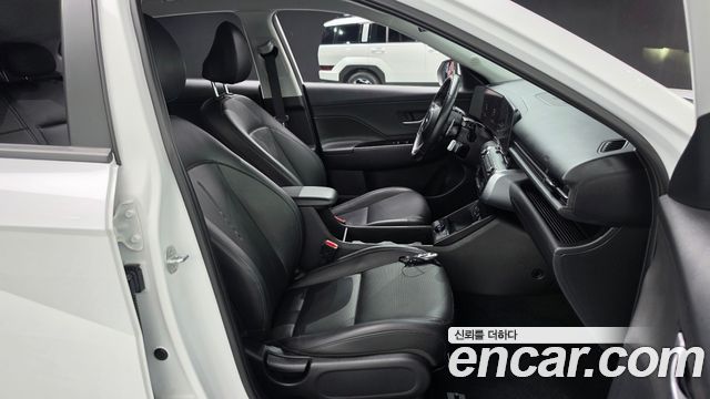 Hyundai Kona 2023 — photo 16