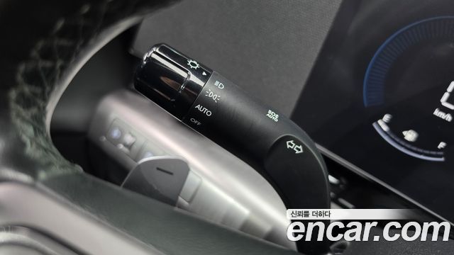 Hyundai Kona 2023 — photo 27