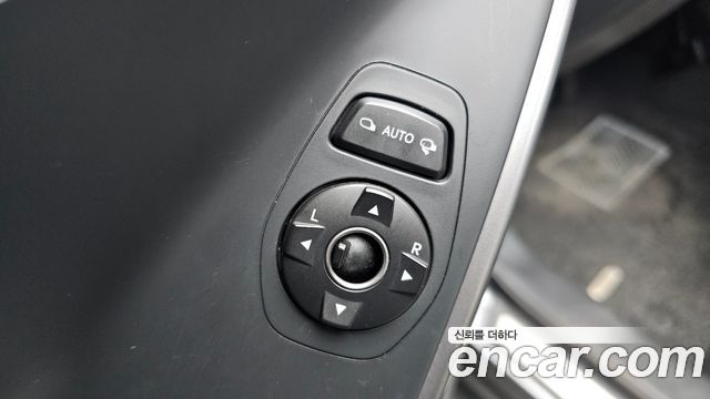 Hyundai Santafe 2013 — photo 32