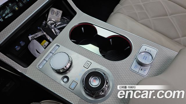 Genesis GV80 2024 — photo 12