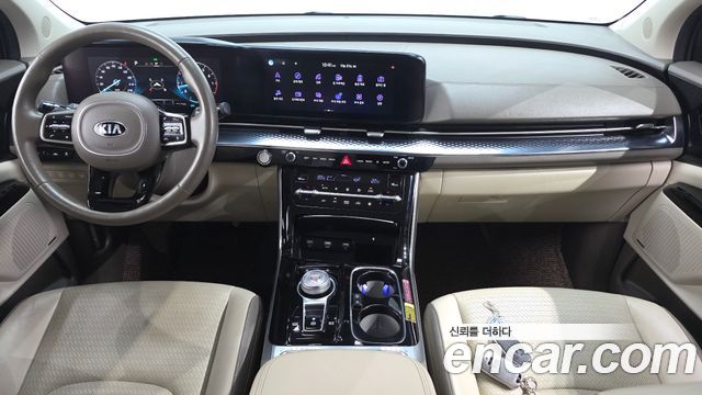 Kia Canival 2021 — photo 10