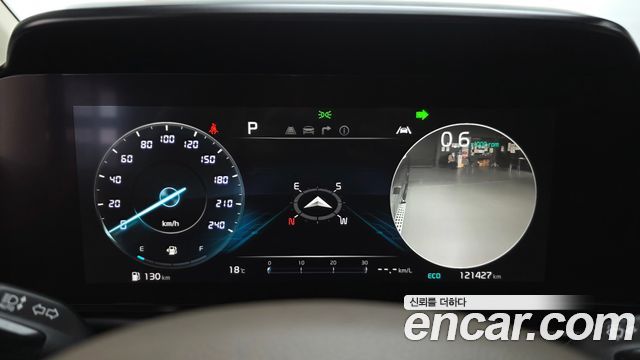Kia Canival 2021 — photo 11