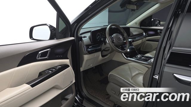 Kia Canival 2021 — photo 13