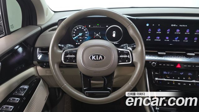 Kia Canival 2021 — photo 20