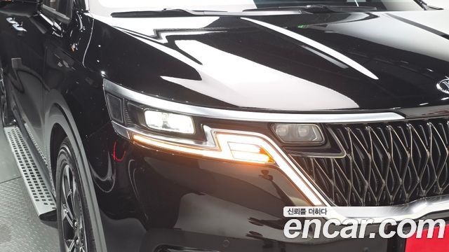 Kia Canival 2021 — photo 8
