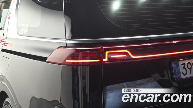 Kia Canival 2021 — photo 9