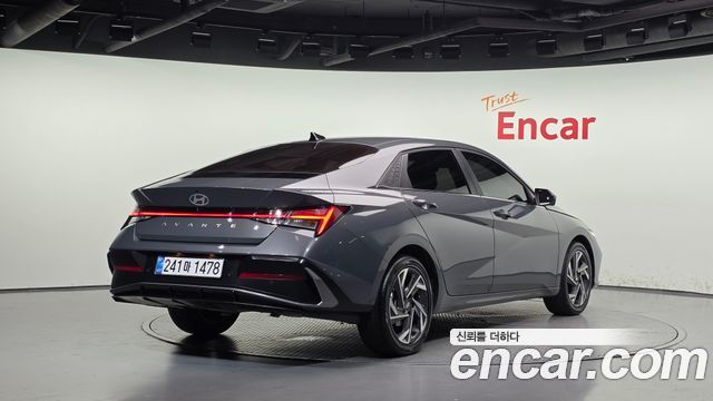 Hyundai AVANTE 2026 — photo 2