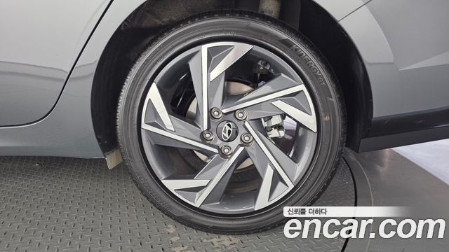 Hyundai AVANTE 2026 — photo 7