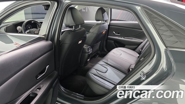 Hyundai AVANTE 2026 — photo 16