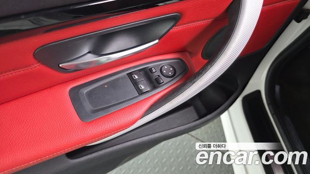 BMW 4-Series 2017 — photo 19