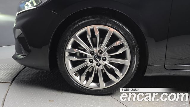 Kia K7 2021 — photo 5