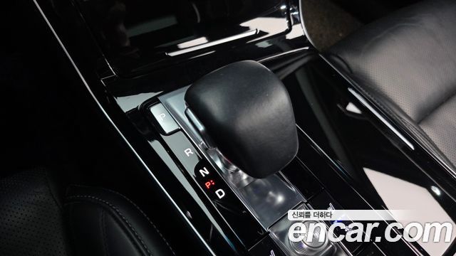 Kia K7 2021 — photo 12