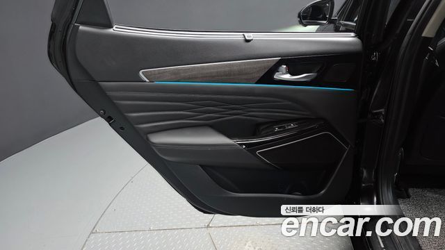 Kia K7 2021 — photo 15