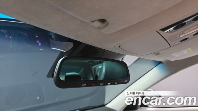 Kia K7 2021 — photo 33