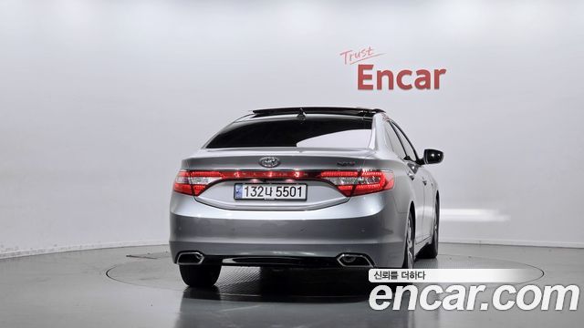 Hyundai Grandeur 2015 — photo 4
