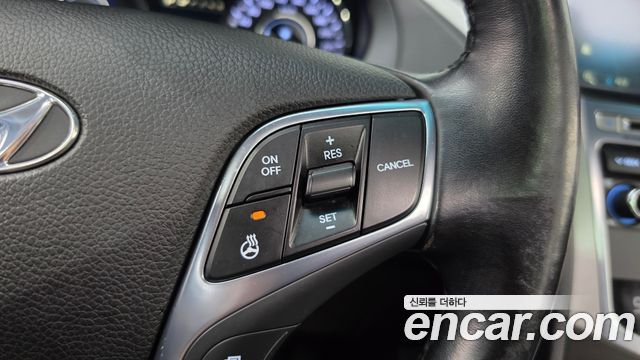 Hyundai Grandeur 2015 — photo 14