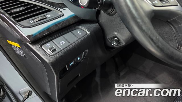 Hyundai Grandeur 2015 — photo 17