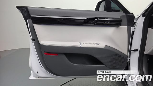 Hyundai Grandeur 2023 — photo 14