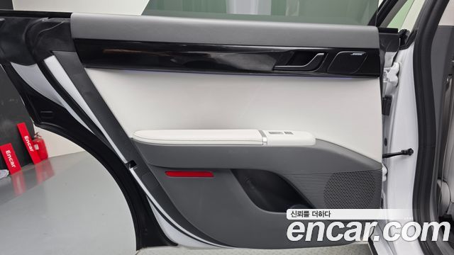 Hyundai Grandeur 2023 — photo 15