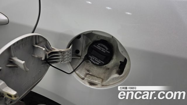 Kia K3 2015 — photo 33