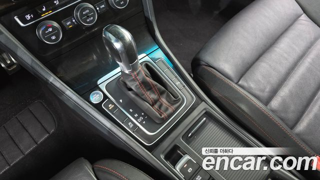 Volkswagen Golf 2014 — photo 9
