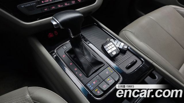Kia Canival 2017 — photo 12