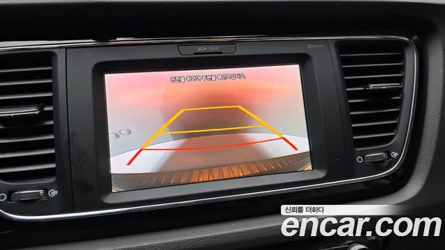 Kia Canival 2017 — photo 21