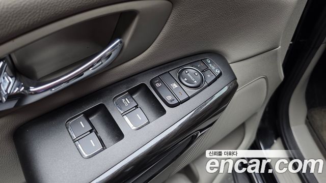 Kia Canival 2017 — photo 30