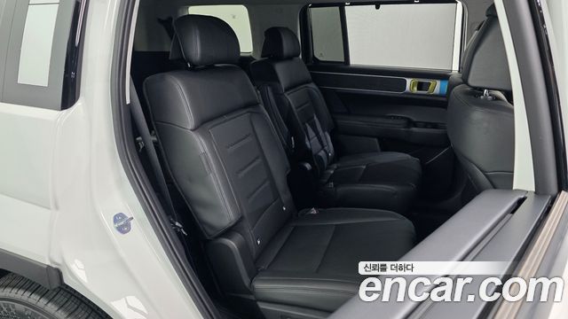 Hyundai Santafe 2025 — photo 17