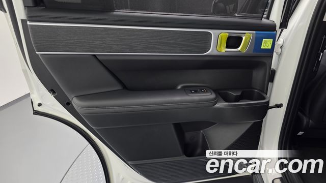 Hyundai Santafe 2025 — photo 15