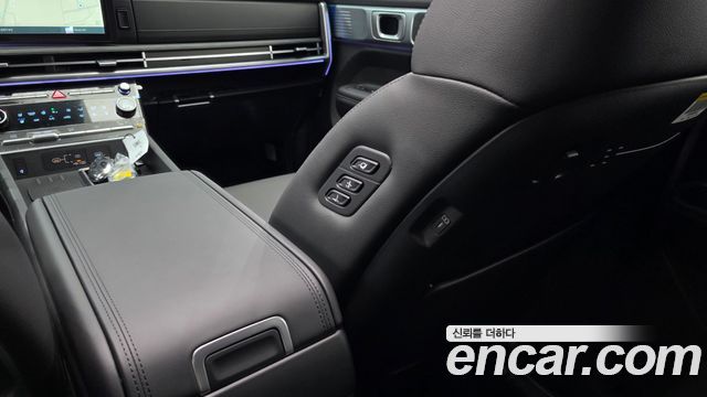 Hyundai Santafe 2025 — photo 30