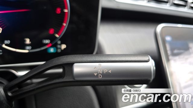 Mercedes-Benz S-Class 2021 — photo 9