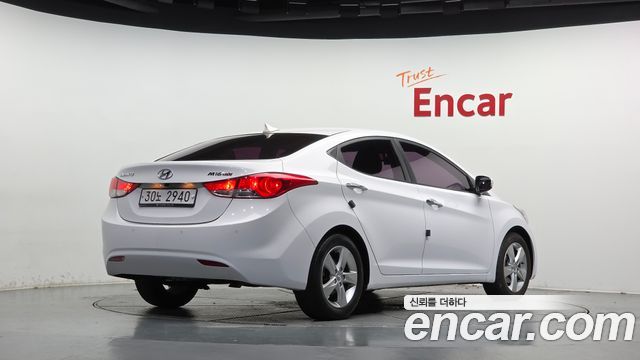 Hyundai AVANTE 2012 — photo 2