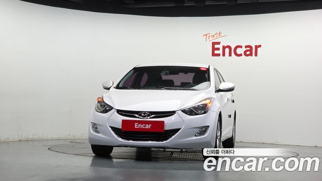 Hyundai AVANTE 2012 — photo 3