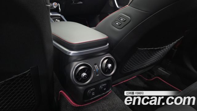 Kia Stinger 2023 — photo 36