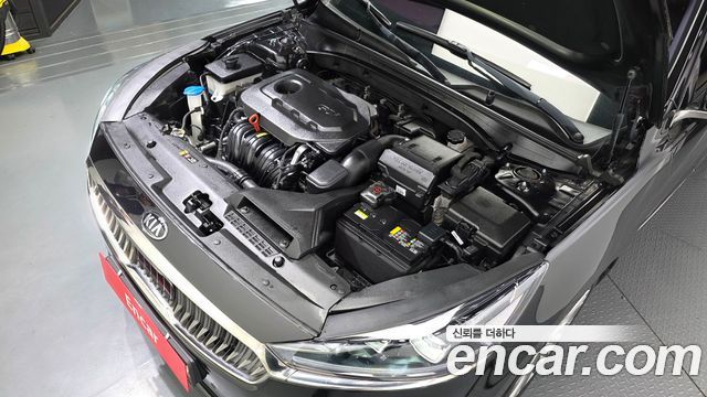 Kia K7 2018 — photo 6