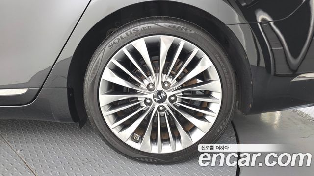 Kia K7 2018 — photo 7