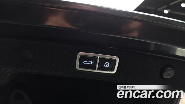 Hyundai Grandeur 2023 — photo 24
