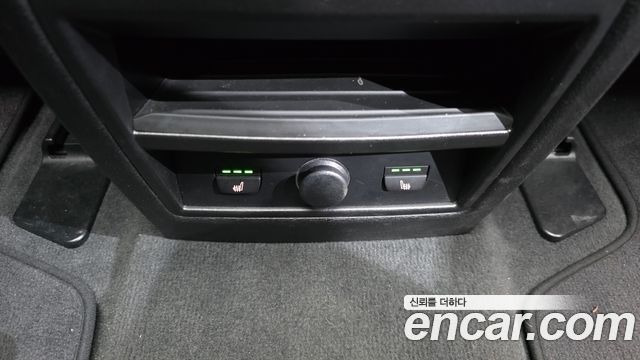 BMW X5 2018 — photo 19