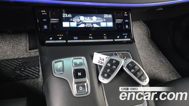 Hyundai Grandeur 2023 — photo 12