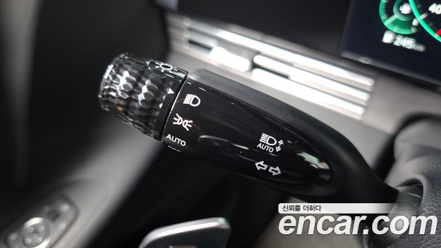 Hyundai Grandeur 2023 — photo 34