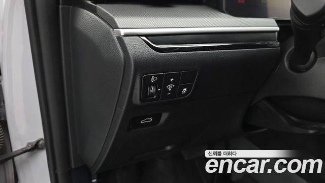 Kia K5 2025 — photo 24