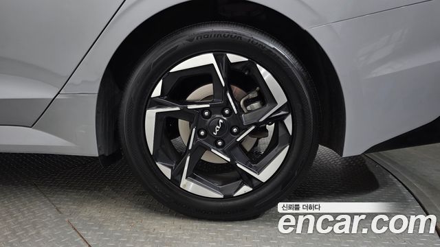 Kia K5 2025 — photo 7