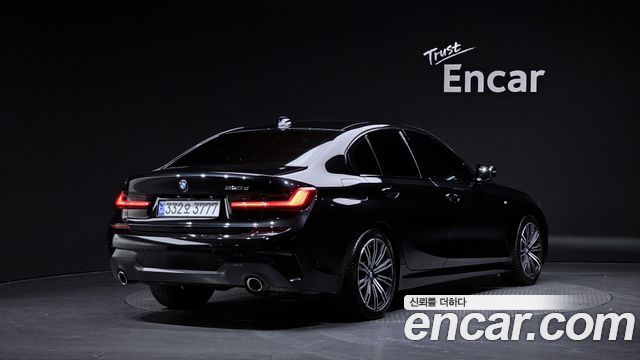 BMW 3-Series 2021 — photo 2