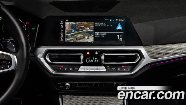 BMW 3-Series 2021 — photo 21