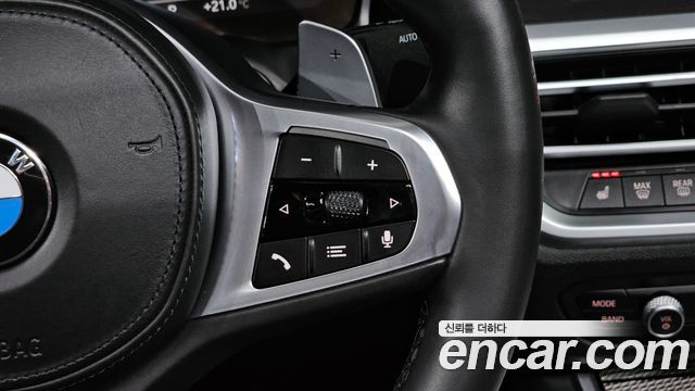 BMW 3-Series 2021 — photo 24