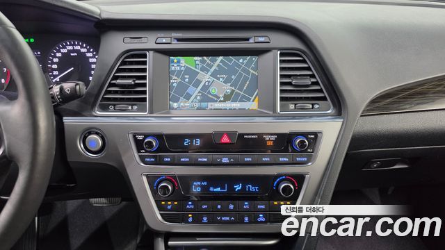 Hyundai Sonata 2016 — photo 12