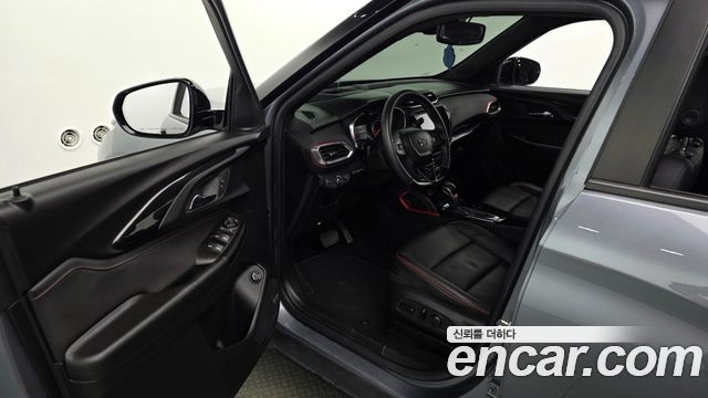 Chevrolet Korea Trailblazer 2022 — photo 13
